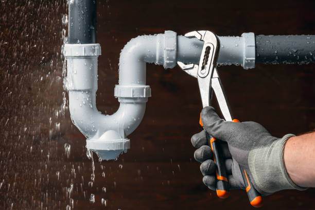 Professional Leak Detection technician working in Fairfax, OH
